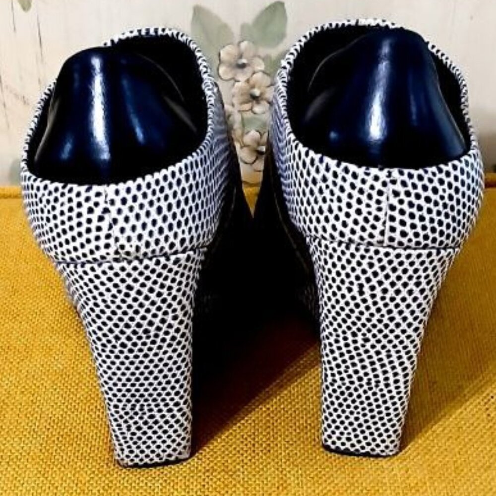 Alexander Wang Black & White Snakeskin Print Open-Toe Wedge Booties Size 36.5 - Picture 5 of 13